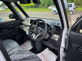 デリカミニ G プレミアム 4WD 