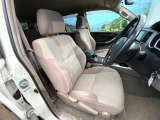 運転席シート廻りは使用感も少なく、良好な状態となっています。丁寧に使われていたことがよくわかりますね。