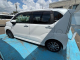 静岡ダイハツの直営店舗同士であれば、お住まいから最寄りの店舗にお車を取り寄せてご商談いただくことも可能です。
