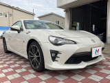 大好評のボディコーティング「弾スプラッシュコート」もご納車までに施工可能。通常のガラスコートと異なる、耐久年数6年の無機質ガラスコーティングが、ボディをキレイな状態に保ってくれます。