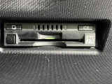 【ETC2.0(DSRC)】ETCカードを挿入すれば料金所はノンストップで通過できます。ETC限定の割引や、高速道路の情報提供サービスを利用できます。
