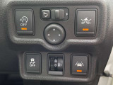 お車は弊社のサービス工場で決められた整備内容で点検をしてお渡ししております。 追加オプション、車検対応のAftermarket品等の作業もご相談受け付けております。