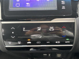 気になる車はすぐにお問い合わせください!画面右側の0066から始まる無料ダイヤルからお問い合わせ下さい!専門スタッフがお車のご質問にお答えいたします!