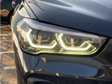 LEDヘッドライト『数倍の明るさを誇る高寿命LEDヘッドライトで、安全運転を支える良好な視界を!』