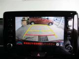 バックガイドモニターで、後方を確認しながら安心して駐車することができます。運転初心者も熟練者も必須の機能ですよ!