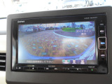 バックカメラ付きで運転が苦手な方も車庫入れが安心です!狭いところでの駐停車もお車を傷つけず安心です!