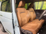 運転席シート廻りは使用感も少なく、良好な状態となっています。丁寧に使われていたことがよくわかりますね。