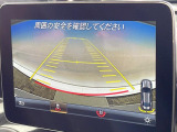 ●ガイドライン付きバックカメラ:不安な駐車もこれで安心!ガイドライン付きなので狭い箇所での駐車もラクラクです!