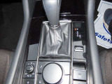 当社下取りワンオーナー車につき、ご安心頂ける一台です!ナビ、ETC、ドラレコ等、装備も充実しております!お問合せお待ちしております!