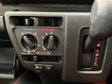 当店はメーカー直営のダイハツ正規ディーラーです。厳選された中古車をきっちりと整備してお納めいたしますので、安心のカーライフをご堪能いただけます☆