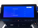 ブルートゥースに接続することにより、スマホに入ったお気に入りの音楽を車内で楽しむことができます♪あると本当に便利な機能になっています!