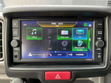 様々なオーディオソースがございます。運転中に好きな音楽を聴くことが可能です。