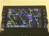 いまや必須装備「ナビゲーション」搭載!知らない場所にスイスイッとドライブ。もう、これなしではハンドルを握れませんね!でも運転中の操作は危険ですのでご注意ですね☆