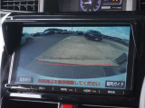 ◆バックカメラ◆リバースにするだけで映ります、後方の安全確認や、狭い駐車場での車庫入れ、雨の日や夜間など視界の悪い時に便利です!安全にバックする為には欠かせない装備です。