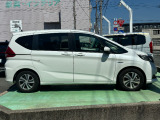 当社の車両には『安心して車選びをしていただくために』お支払い総額を表示しております。税金、自賠責保険料、登録費用、リサイクル料金が含まれており、県内登録及び届出で店頭納車の場合になります
