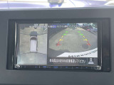アラウンドビューモニター装備☆上から見たような画面で車庫入れも縦列駐車も安心です♪