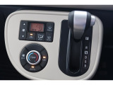 【オートエアコン】温度だけ設定すれば後は車におまかせ♪