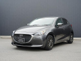 世界統一名称の『MAZDA2』となったコンパクト。「Be a Driver」のスローガンのもと、最適なドライビングポジションを提供できる室内空間と思い通りの走行性能を持った、クラスを超えたお車です!