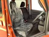 【オプション多数】大好評ボディーへのガラスコーティング施工承ります☆ご納車でキレイなのは当たり前♪その後のお手入れは水洗いでOK!いかに良い状態を保つかがカギ☆純正やAftermarketパーツ等も取り寄せ・取付可能☆