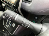 動くタイミングを調整できる間欠式ワイパーは、車速に連動して間欠時間が変化する機能も備えて運転をサポートしてくれます!