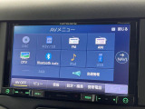 ●Bluetooth:お手持ちのスマートフォンなどと接続し、ハンズフリー通話や臨場感溢れるミュージック再生をお楽しみいただけます。無線接続ですので煩わしさもありません♪