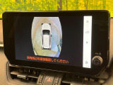 【パノラミックビューモニター】専用のカメラにより、上から見下ろしたような視点で360度クルマの周囲を確認することができます☆死角部分も確認しやすく、狭い場所での切り返しや駐車もスムーズに行えます。
