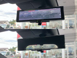 スマートルームミラーなので後席に人や大きな荷物があっても後方確認がしやすいです。