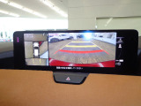 360°ビューモニターを搭載しています。パーキングセンサーと合せてお使いいただくことで、安全、安心にお車の取り回しを行っていただけます。