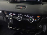 ◆オートエアコン装備◆ お好みの温度を設定をするだけで、後は、自動で風量を調節してくれます!快適にドライブが楽しめます。