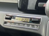 設定した温度に対して風量を自動調整してくれる、オートエアコンを装備しております。