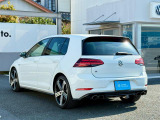 高強度ボディ×衝撃吸収構造で、万が一にも備えた安心設計。Volkswagenならではの安全性能です。