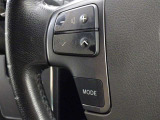 ステアリングスイッチ装備!運転しながら手元でオーディオの操作などができます。