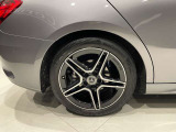 車両は屋内展示しておりますので天候に関係なくごゆっくりコンディションご確認頂けます。車両を倉庫へ保管している場合が御座いますのでご来店前に在庫確認頂けると幸いです。TEL072-784-8800