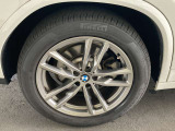 右リヤ 245/50R19