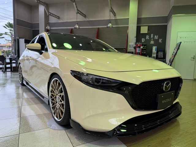 MAZDA3ファストバック 2.0 20S Lパッケージ 