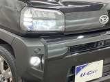 LEDヘッドライトです。デザイン性がよくとても明るいので、夜間の走行や悪天候でも安心です。しかも長寿命!