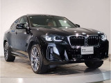 BMWのダイナミック且つエモーショナルなスタイルを印象付けるキャラクターライン(プレスライン)眺めているだけで溜め息の出る美しさです☆