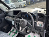 みなさまのお車選びのお手伝いをさせてください!スタッフ一同心よりご来店、お問い合わせをお待ちしております!