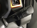 【オートライト】オートライトコントロールスイッチが装備されています 周囲の明るさに応じて自動でヘッドライトの点灯・消灯を行います。ものすごく便利です♪