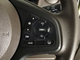 【アダプティブ・クルーズ・コントロール】予め設定した車速内でクルマが自動的に加減速。 前走車との適切な車間距離を維持しながら追従走行し、高速道路でのドライバーの疲労を軽減してくれる嬉しい機能付♪