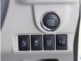 ボタンでエンジン始動が可能なプッシュスタートを搭載!もしもの時のイモビライザーも同時に装備されております!