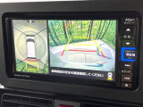 パノラマモニター】専用のカメラにより、上から見下ろしたような視点で360度クルマの周囲を確認することができます☆死角部分も確認しやすく、狭い場所での切り返しや駐車もスムーズに行えます。