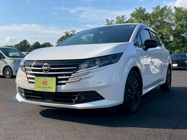 ノート1.2 X 90周年記念車メーカーナビ フルセグ 全周囲モニター