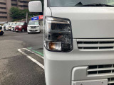 LEDヘッドライトになります。夜間も明るく照らします!