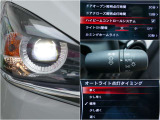 スタイリッシュなLEDヘッドライトは自動ハイビーム・感度調整機能付きオートライト機能付き☆