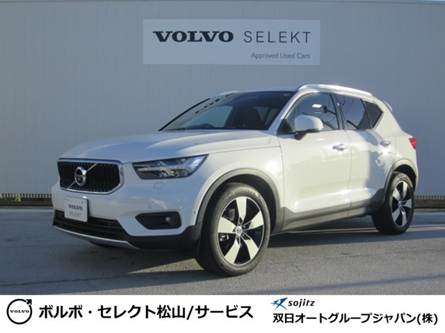 XC40B4 AWD モメンタム 4WD
