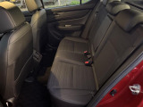 ご納車時には納車点検実施いたします。指定交換部品(エンジンオイル、オイルエレメント、ワイパーゴム等)新品交換致します。その他必要交換部品は点検時交換致します。