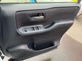 納車点検は外注の指定工場で作業をしてもらい交換の必要な部品は交換いたします!!