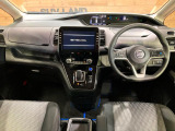 セレナ 1.2 e-POWER ハイウェイスター V 