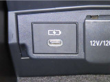 USBTYPE-Cの充電ポートを装備しています。